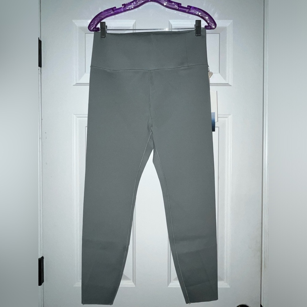 💞 NWT VUORI Evolve High-Rise 7/8 Length Leggings - Fern - Size: XL